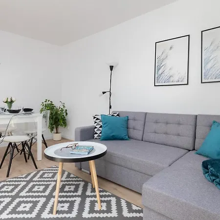 Family Apartment With Balcony Warszawska Gdynia By Noclegi Renters Exterior photo